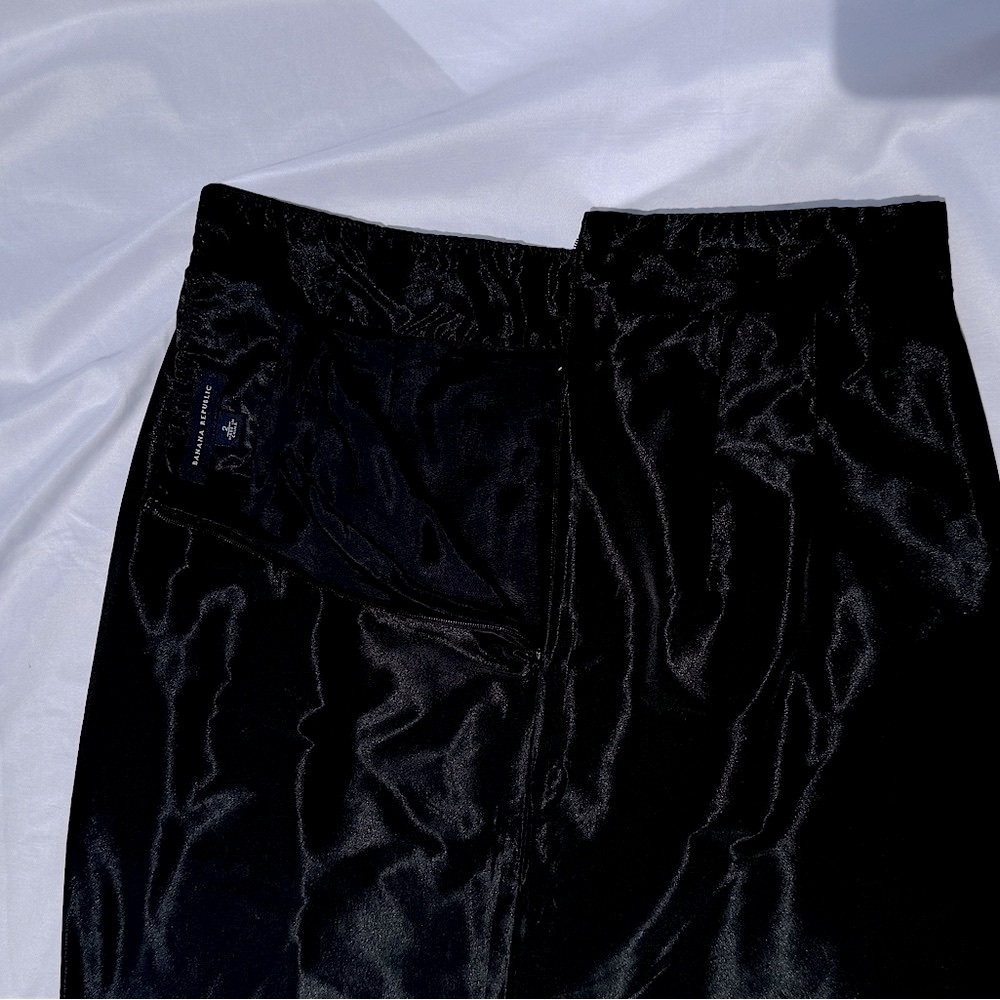 (2) BANANA REPUBLIC Shimmery, Midnight Black, Pencil Skirt - Picture 4 of 8
